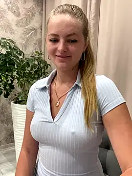 Snapshot of Umka-29 chatting on September 2025 08:41:01 PM Umka-29 online show from September 2025 08:41:01 PM