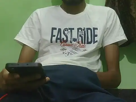 rockyy23boy online show from April 2026 04:04:02 PM