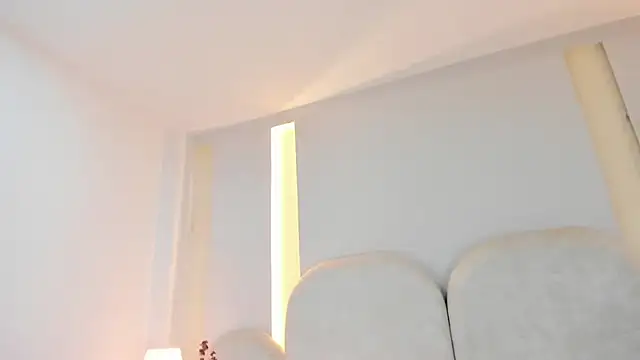 SalomeeBell online show from October 2025 09:14:02 PM