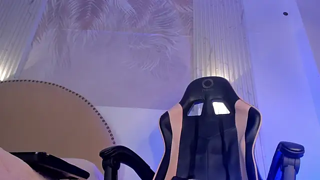 Melany  08 online show from September 2025 01:22:01 PM