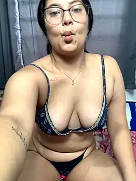 Velma star online show from November 2025 12:16:02 PM