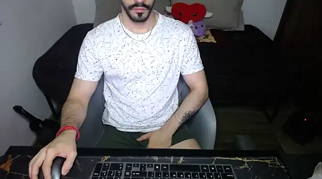 Snapshot of bossking017 chatting on February 2025 11:46:01 AM bossking017 online show from February 2025 11:46:01 AM