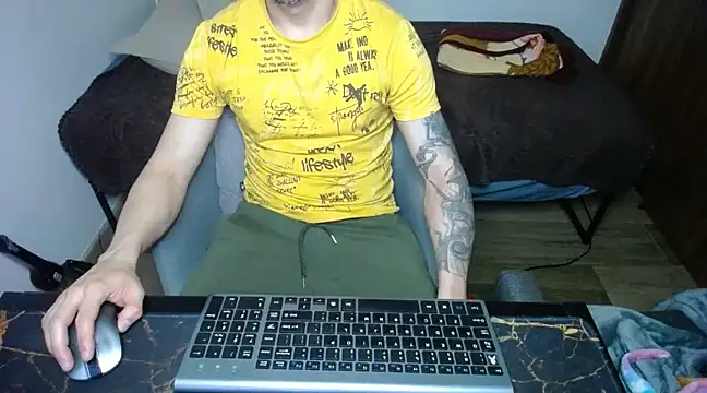 Snapshot of bossking017 chatting on March 2025 02:26:01 AM bossking017 online show from March 2025 02:26:01 AM