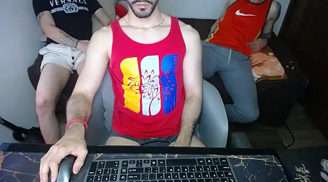 Snapshot of bossking017 chatting on March 2025 06:30:01 PM bossking017 online show from March 2025 06:30:01 PM