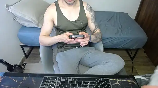 Snapshot of bossking017 chatting on March 2025 12:48:01 PM bossking017 online show from March 2025 12:48:01 PM