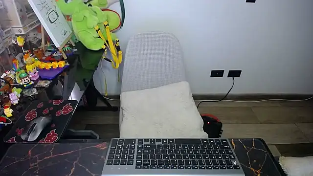 Snapshot of bossking017 chatting on September 2025 03:11:02 PM bossking017 online show from September 2025 03:11:02 PM