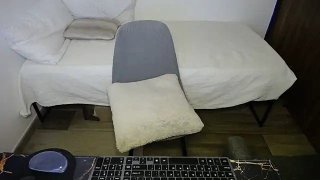 bossking017 online show from February 2026 05:19:01 PM