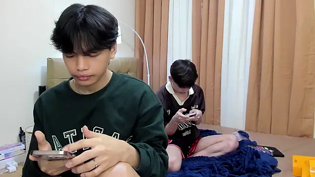 Snapshot of hotfreshdior chatting on October 2025 11:12:02 PM hotfreshdior online show from October 2025 11:12:02 PM