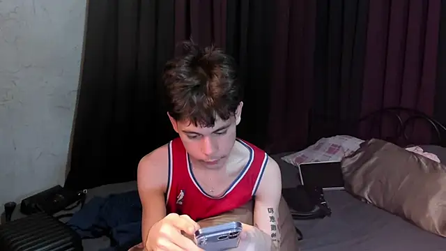 Snapshot of hotfreshdior chatting on April 2026 06:43:01 PM hotfreshdior online show from April 2026 06:43:01 PM