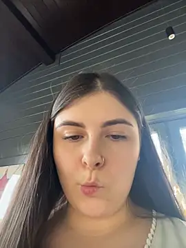 Lovely Waifu online show from May 2026 03:51:02 PM