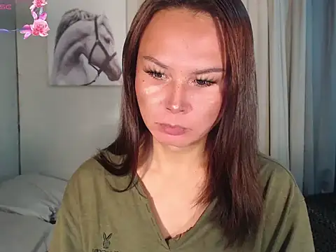 Snapshot of holly_bitch chatting on January 2026 11:54:01 PM holly bitch online show from January 2026 11:54:01 PM