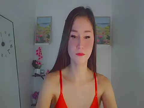 Snapshot of anne_smithe chatting on November 2025 10:53:02 PM anne smithe online show from November 2025 10:53:02 PM