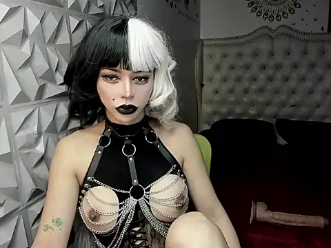 janecomander online show from April 2026 07:30:02 AM