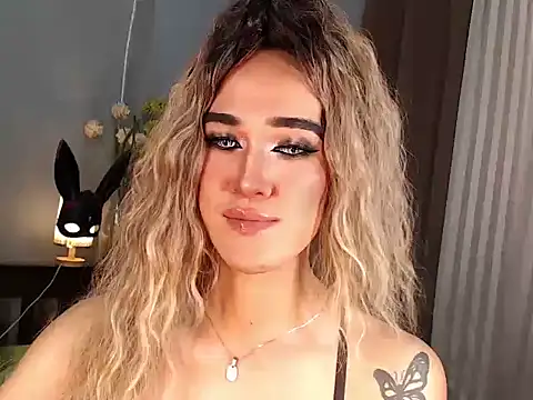 AleinaCroft online show from September 2025 02:23:01 AM