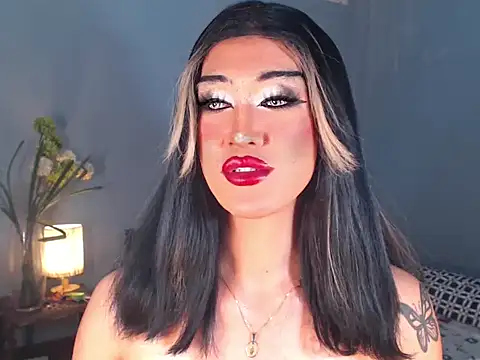 AleinaCroft online show from December 2025 03:23:01 AM