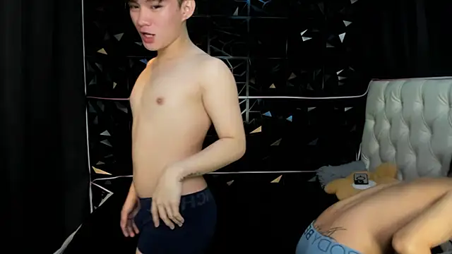 crazyasiantwink online show from February 2026 06:04:01 PM