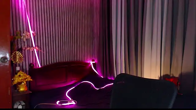 Snapshot of Unforgettablejulia chatting on February 2026 04:12:02 PM Unforgettablejulia online show from February 2026 04:12:02 PM