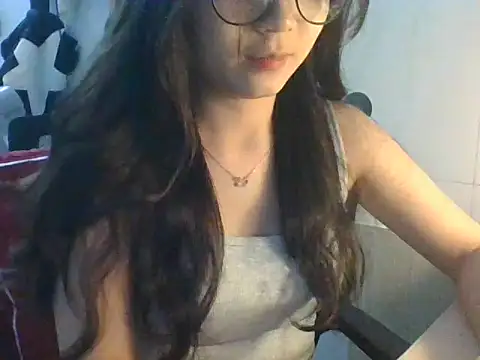 Snapshot of Linzly chatting on October 2025 04:15:02 PM Linzly online show from October 2025 04:15:02 PM