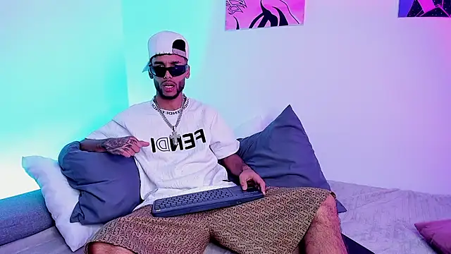 Thiagoferreti online show from July 2026 03:23:02 AM