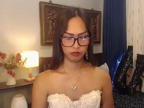 Snapshot of Nathalieheartt chatting on June 2026 02:44:01 AM Nathalieheartt online show from June 2026 02:44:01 AM