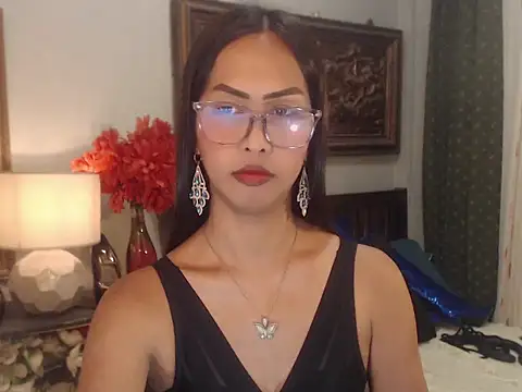 Snapshot of Nathalieheartt chatting on July 2026 12:37:01 PM Nathalieheartt online show from July 2026 12:37:01 PM