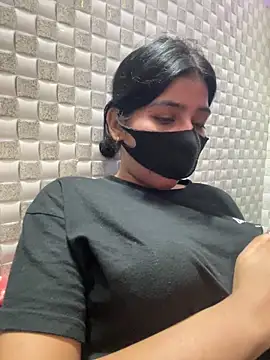 Hot Jaanvi  online show from June 2026 04:07:02 PM