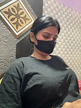 Hot Jaanvi  online show from June 2026 04:27:02 PM