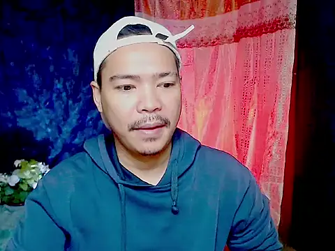 MANIACasianX online show from November 2025 08:30:01 PM