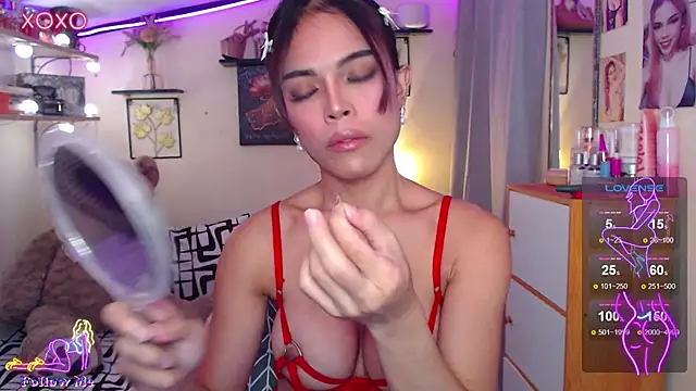 izabella moore online show from July 2026 02:07:02 AM