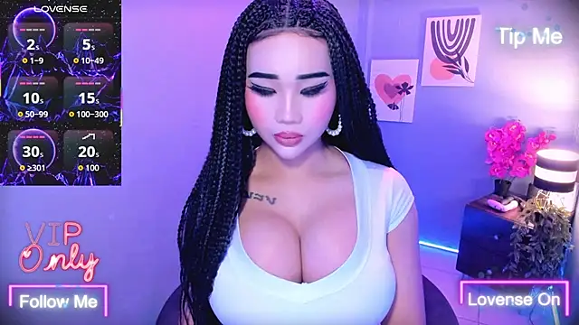 Snapshot of TriciaCumLoader chatting on January 2026 06:29:02 AM TriciaCumLoader online show from January 2026 06:29:02 AM