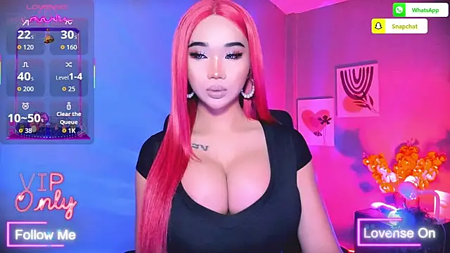 Snapshot of TriciaCumLoader chatting on February 2026 02:43:01 AM TriciaCumLoader online show from February 2026 02:43:01 AM