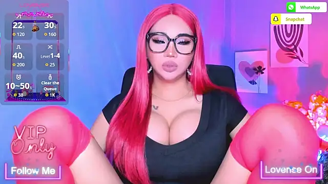 Snapshot of TriciaCumLoader chatting on March 2026 07:48:02 AM TriciaCumLoader online show from March 2026 07:48:02 AM