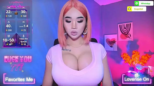 Snapshot of TriciaCumLoader chatting on March 2026 05:41:02 PM TriciaCumLoader online show from March 2026 05:41:02 PM