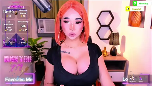 Snapshot of TriciaCumLoader chatting on March 2026 06:03:02 PM TriciaCumLoader online show from March 2026 06:03:02 PM