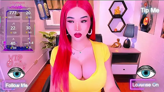 TriciaCumLoader online show from April 2026 12:50:01 AM