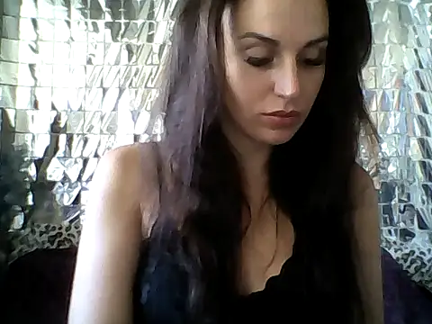 Qinini online show from September 2025 06:15:02 AM