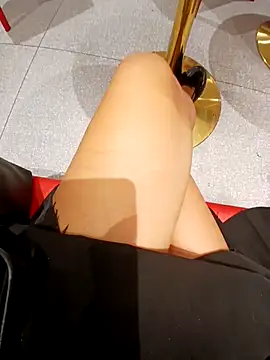 Snapshot of Ori-Lynk chatting on November 2025 06:02:02 AM Ori-Lynk online show from November 2025 06:02:02 AM