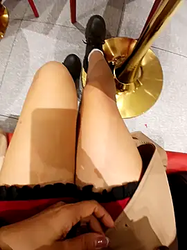 Snapshot of Ori-Lynk chatting on November 2025 04:22:01 AM Ori-Lynk online show from November 2025 04:22:01 AM