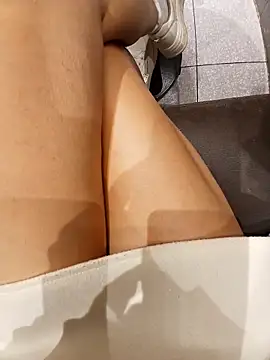 Snapshot of Ori-Lynk chatting on February 2026 06:23:01 AM Ori-Lynk online show from February 2026 06:23:01 AM