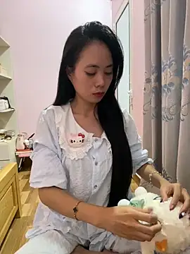 Snapshot of Dau-Tayy chatting on September 2025 10:15:01 AM Dau-Tayy online show from September 2025 10:15:01 AM