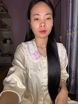 Snapshot of Dau-Tayy chatting on September 2025 08:19:01 PM Dau-Tayy online show from September 2025 08:19:01 PM