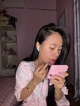 Snapshot of Dau-Tayy chatting on October 2025 10:36:01 AM Dau-Tayy online show from October 2025 10:36:01 AM