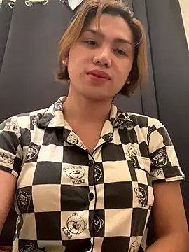 BrixtonBELLE online show from November 2025 06:01:01 AM