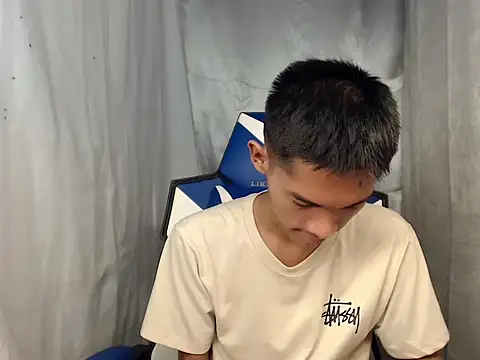 riks tyler online show from April 2026 07:41:01 PM