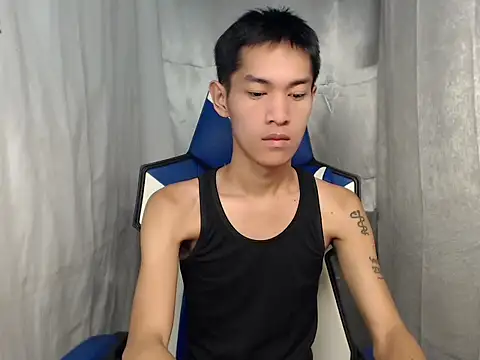 Snapshot of riks_tyler chatting on May 2026 09:12:02 PM riks tyler online show from May 2026 09:12:02 PM
