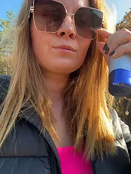 Snapshot of Velvetnoir21 chatting on October 2025 11:56:02 AM Velvetnoir21 online show from October 2025 11:56:02 AM