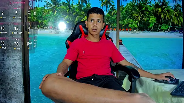 BigMonstercoks69 online show from September 2025 02:26:02 AM