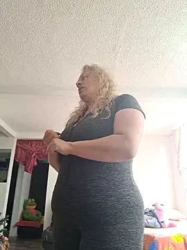 sofiacurvy 45 online show from December 2025 06:37:02 PM