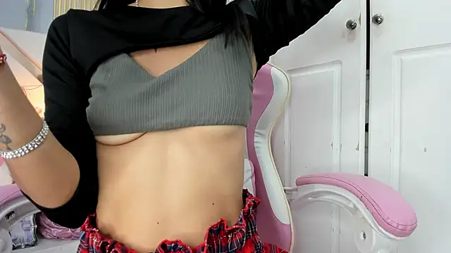 Snapshot of Mhia_Sweet_ chatting on September 2025 02:00:02 PM Mhia Sweet online show from September 2025 02:00:02 PM