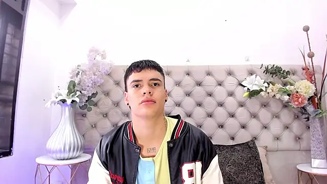 BenitoSaenz online show from April 2026 12:50:01 PM